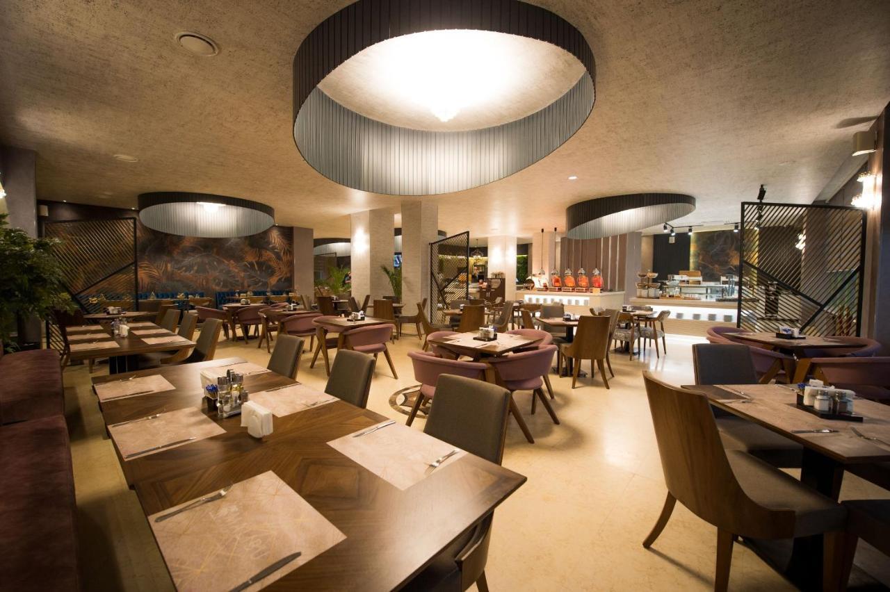 Alezzi Majestic Apartments 97 Năvodari 외부 사진